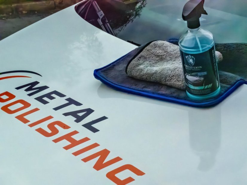 HIGH GLOSS QUICK DETAILER – RYCHLÝ LESK, KTERÝ TĚ ODMEŇUJE