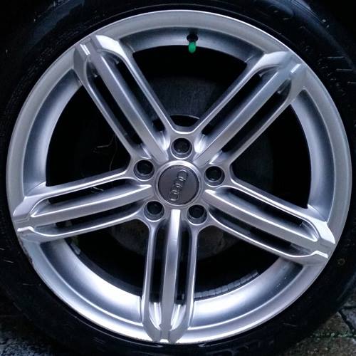 BLEEDING WHEEL CLEANER – WHEN YOU WANT YOUR WHEELS TO SHINE ON THEIR OWN 
